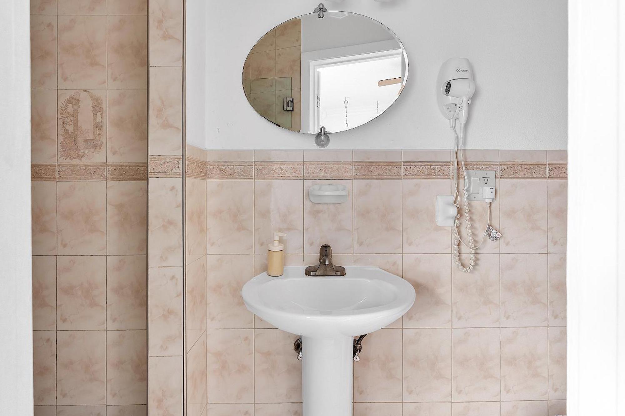 Coral Suite Close To Little Havana Miami Buitenkant foto